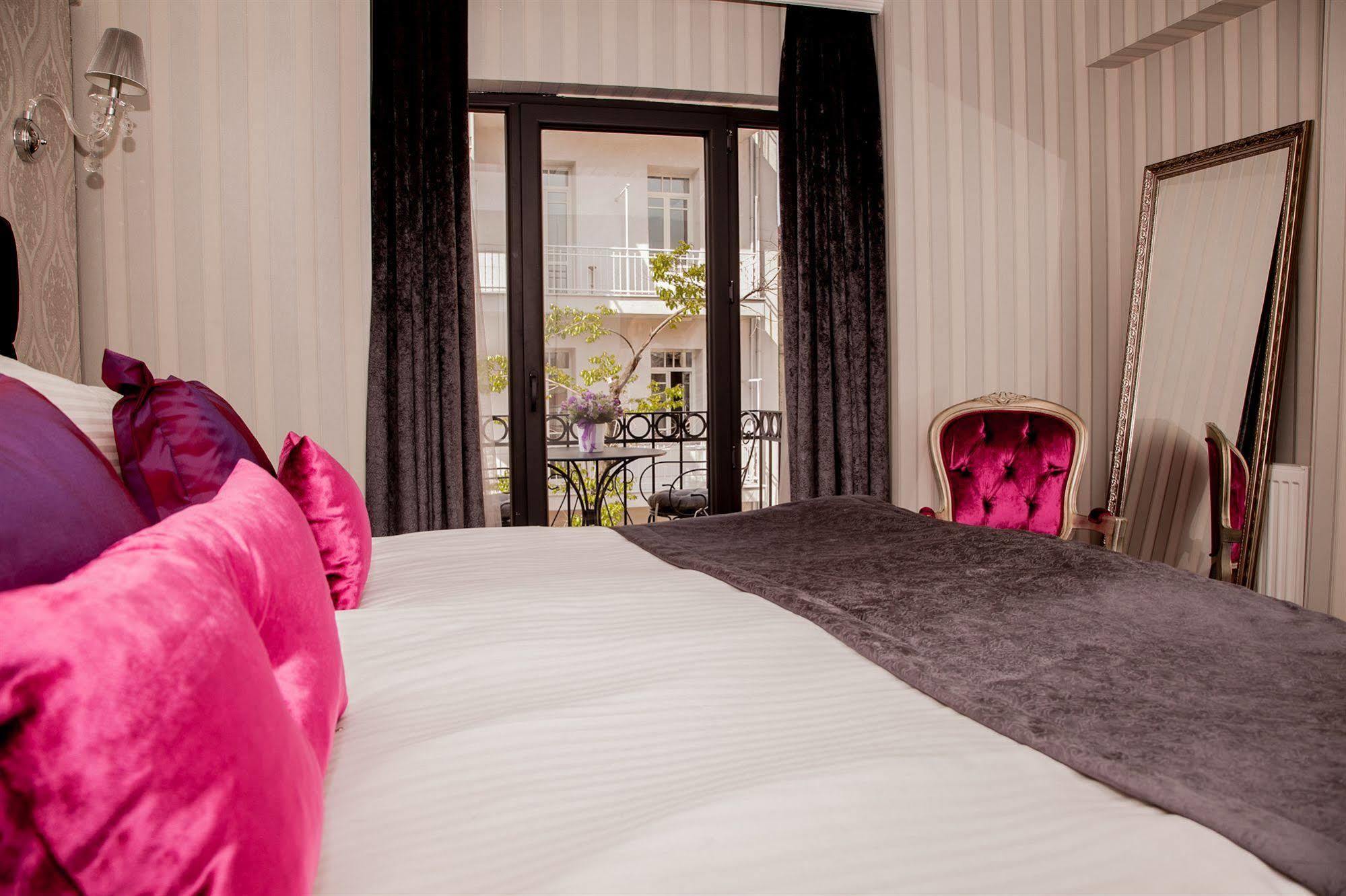 Lucis Pera Hotel Istanboel Buitenkant foto